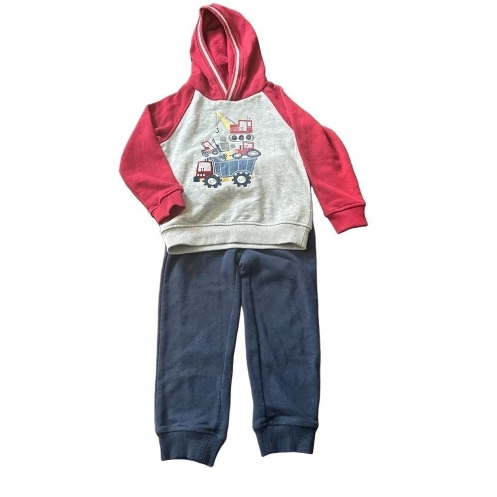 KIDS HEADQUARTERS Size 4T Hoodie & Pant Set